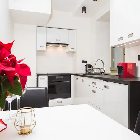 Inpoint Krupnicza - 5 Minut From Main Square Self Check-in Apartmán