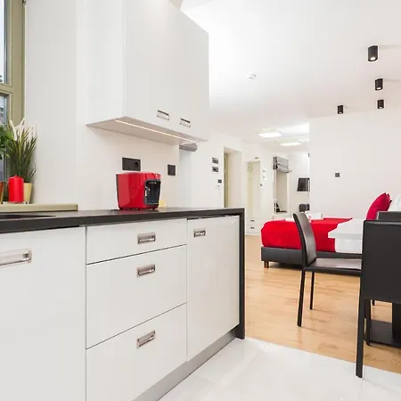 Inpoint Krupnicza - 5 Minut From Main Square Self Check-in Apartmán